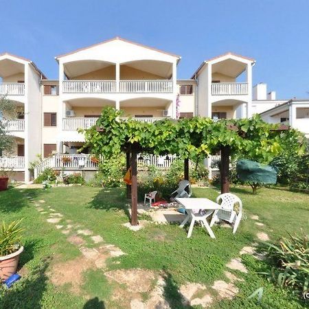 Adria Apartments 비오그라드나모루 외부 사진