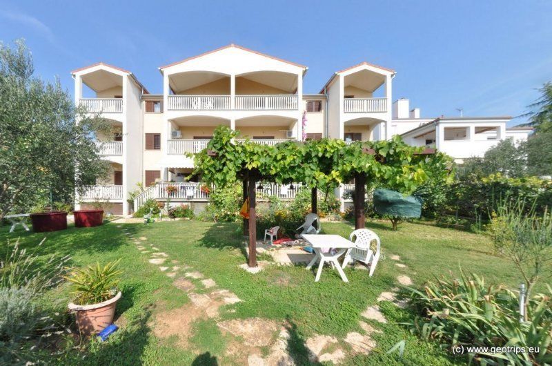 Adria Apartments 비오그라드나모루 외부 사진